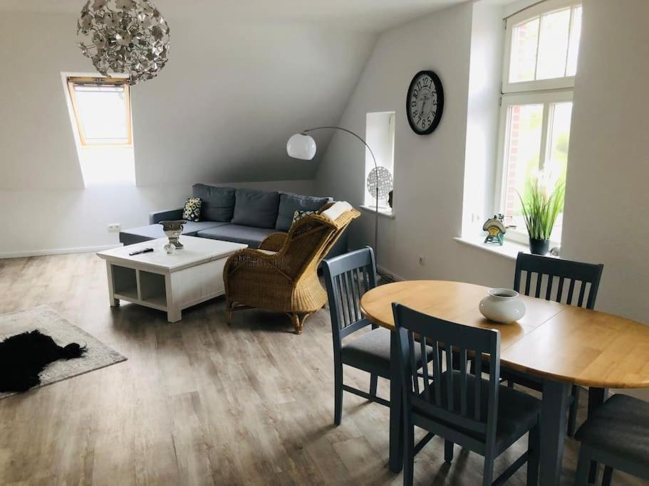 Holzmichl Appartement Varel Buitenkant foto